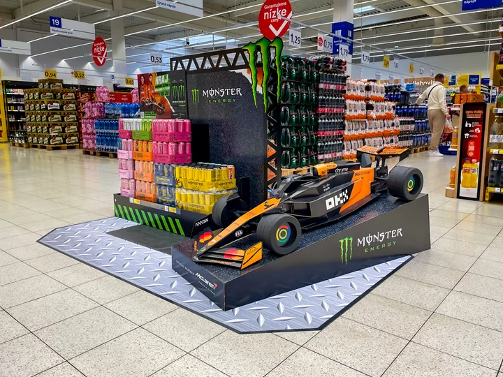 Monster shop-in-shop s formulí: marketing na plný plyn