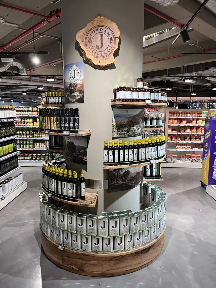 Každý prvek v prostoru je zajímavě a poutavě využitý.